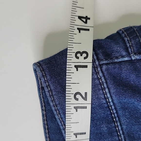 Fashion Nova Distressed Jeggings SZ 7 - Picture 6 of 16